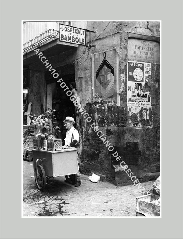 Fotografia &laquo;Ospedale delle bambole&raquo;, dall'archivio di Luciano De Crescenzo