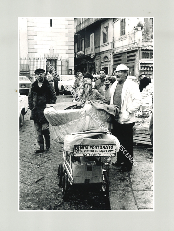 Fotografia &laquo;Ditta Fortunato&raquo;, dall'archivio di Luciano De Crescenzo