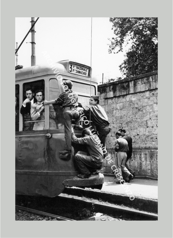 Fotografia &laquo;Tram&raquo;, dall'archivio di Luciano De Crescenzo